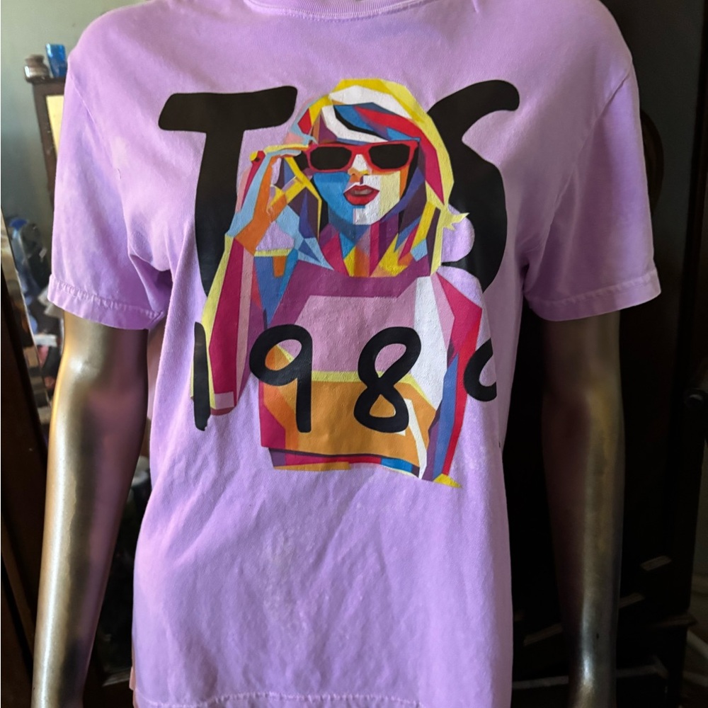 Lavender Taylor Swift 1989 Graphic Tee with Colorful Pop Art Print